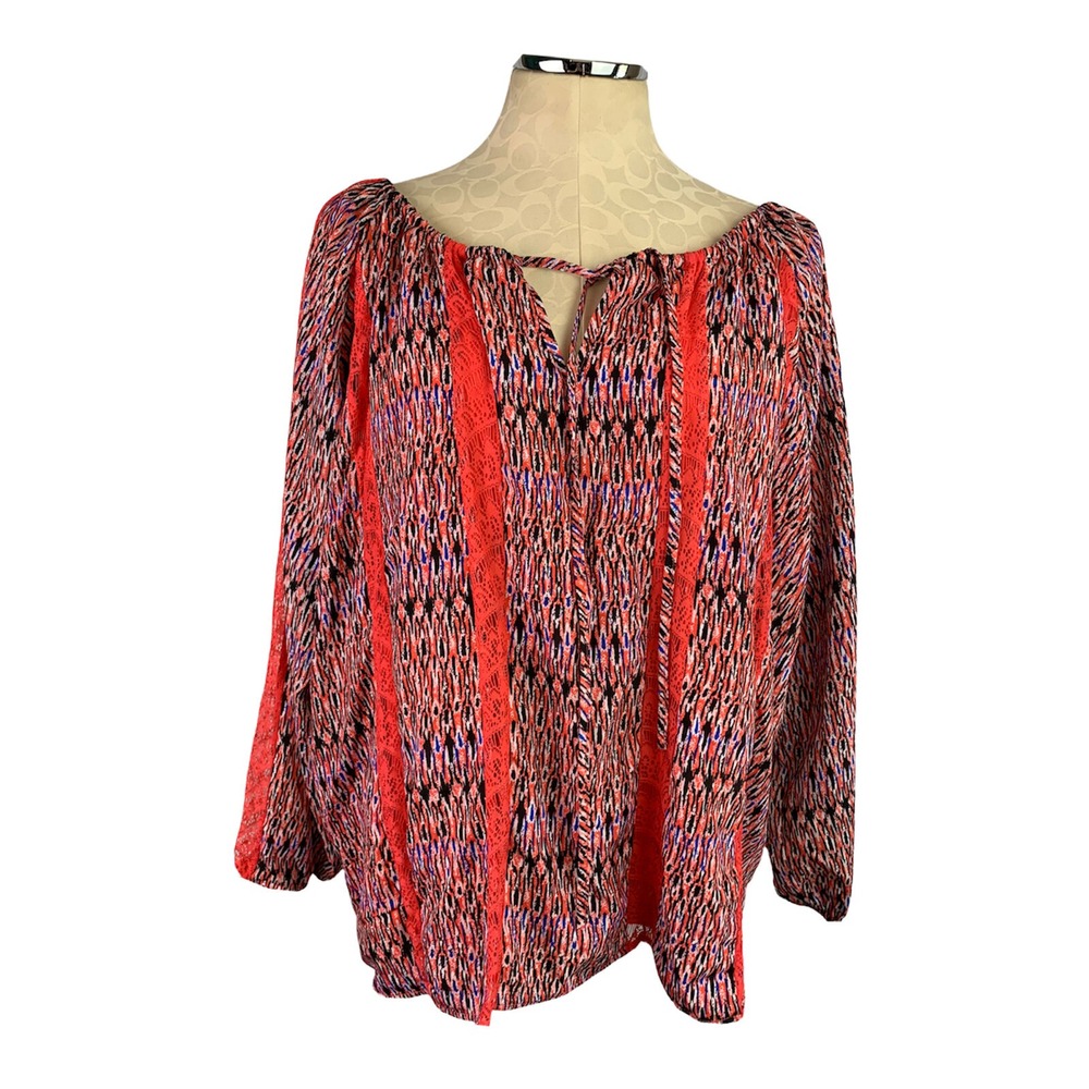 1X Hot in Hollywood Women's Plus Size Coral and Lace Peasant Style Blouse